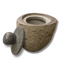Charger l'image dans la galerie, Récipient en andesite