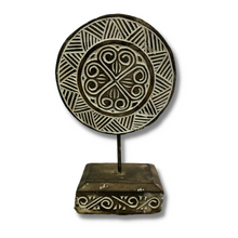 Charger l'image dans la galerie, Sculpture en bois de palme