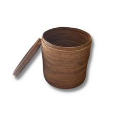 Charger l'image dans la galerie, Petit panier cylindrique en rotin