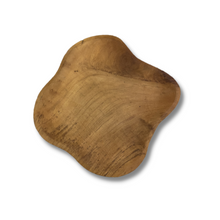 Charger l'image dans la galerie, Assiette déformée en teck