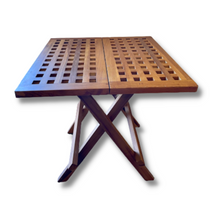 Charger l'image dans la galerie, Table d'appoint carré